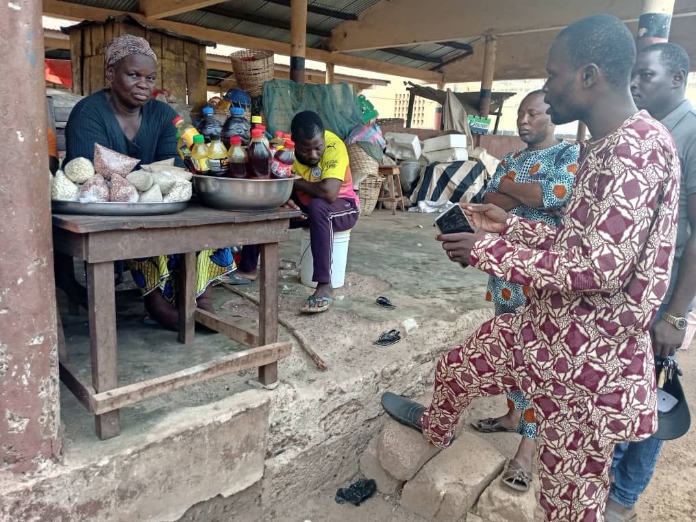 SENSIBILISATION DE PROXIMITÉ SUR LE MICRO CRÉDIT ALAFIA DANS LA DONGA1